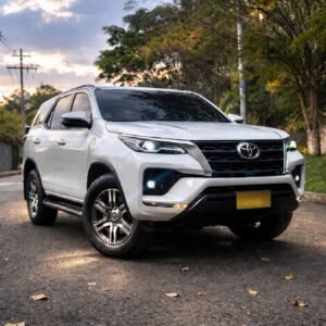 TOYOTA FORTUNER 7 PUESTOS