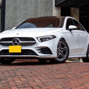 MERCEDES BENZ A200 SEDAN 5 PUESTOS