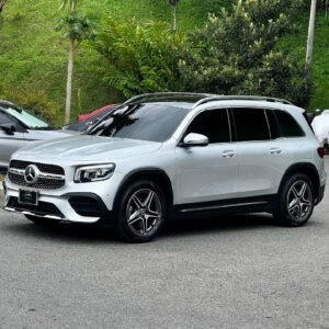 MERCEDES BENZ AMG GLB 200