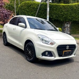 Alternative view of SUZUKI SWIFT DZIRE 5 PUESTOS