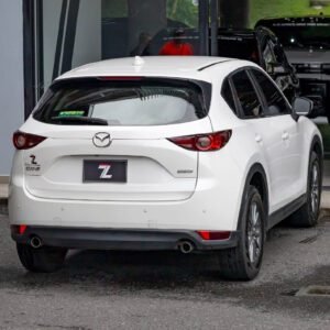Alternative view of MAZDA CX5 5 PUESTOS