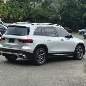 Alternative view of MERCEDES BENZ AMG GLB 200